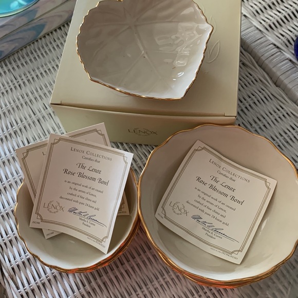 Vintage Items - Picture 10 of 14